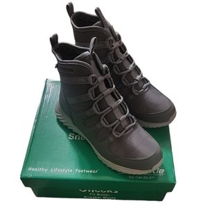 NWB! Cheeks Tony Little Gray Sneaker Boot 8